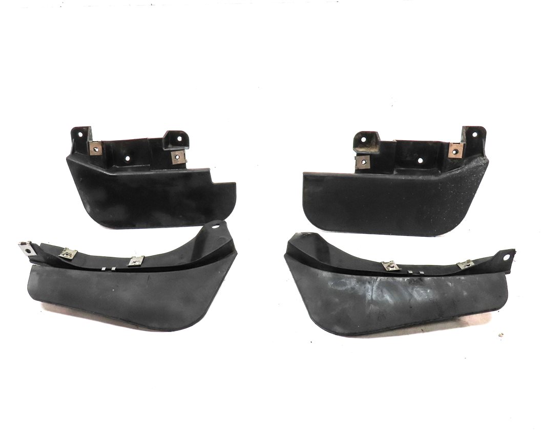 Thumbnail 2: 2012 AUDI Q7 (4L) LEFT & RIGHT MUD FLAP SET OF 4
