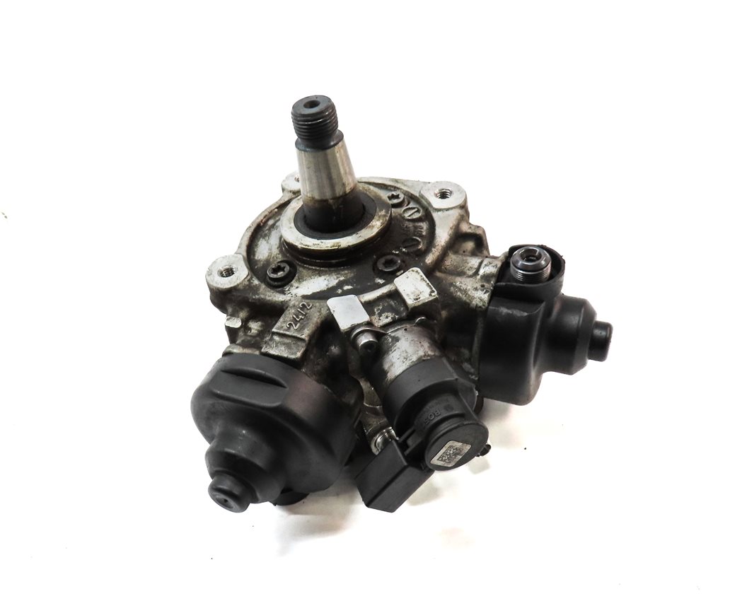 Thumbnail 2: 11-12 AUDI Q7 / 11-14 VW TOUAREG - 3.0L CATA DIESEL ENGINE MECHANICAL FUEL PUMP