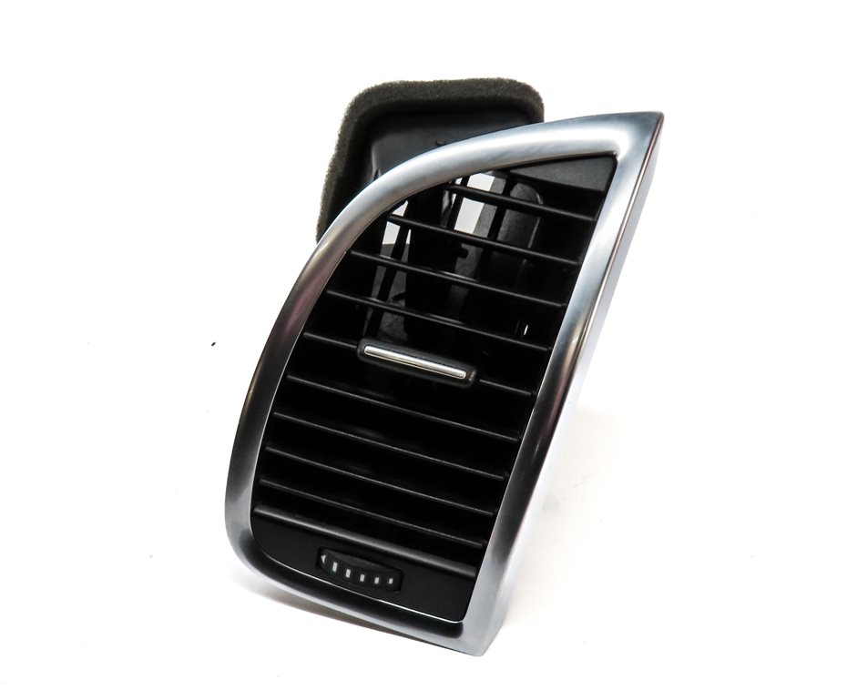 Thumbnail 1: 2012 AUDI Q7 (4L) FRONT RIGHT PASSENGER DASH HVAC A/C HEATER AIR VENT (BLACK)