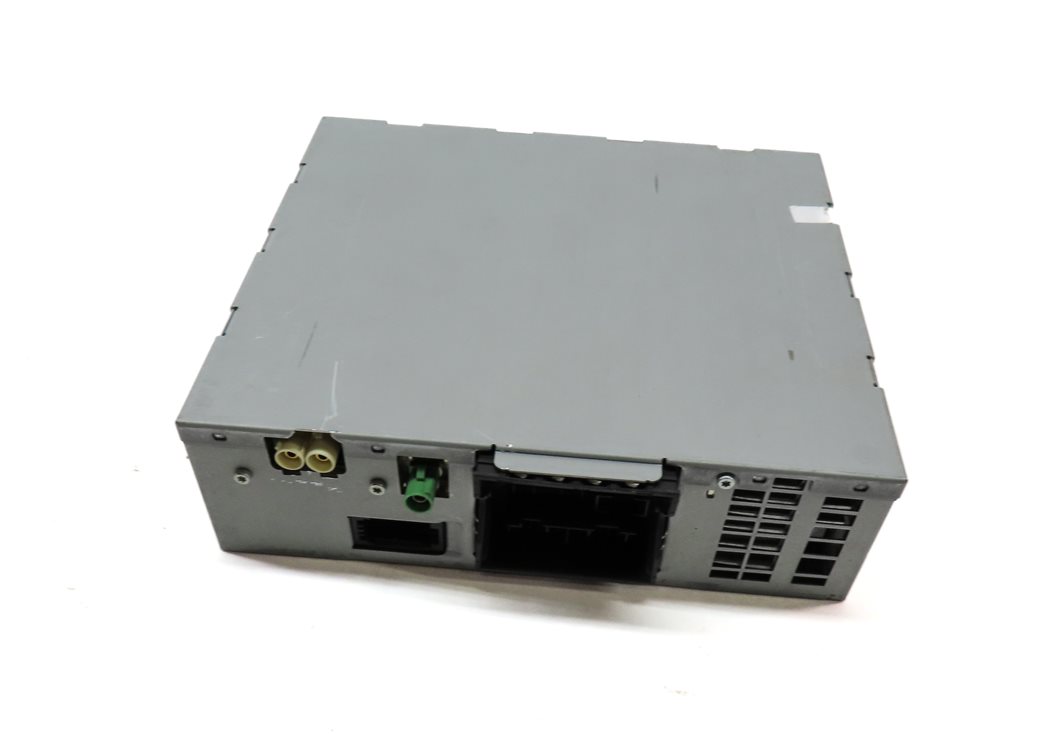 Thumbnail 1: 2012 AUDI Q7 (4L) STEREO RADIO RECEIVER CONTROL MODULE