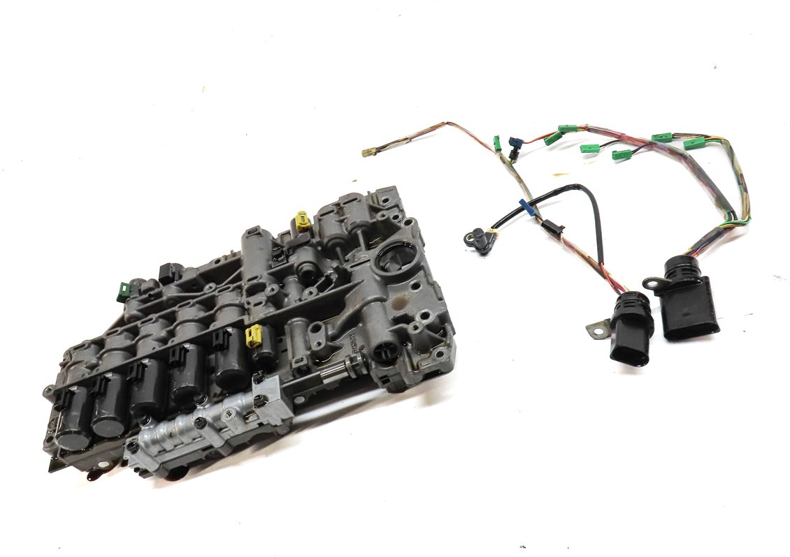 Thumbnail 3: 11-15 VW TOUAREG AUDI Q7 4L 3.0L TDI DIESEL AUTOMATIC TRANSMISSION VALVE BODY