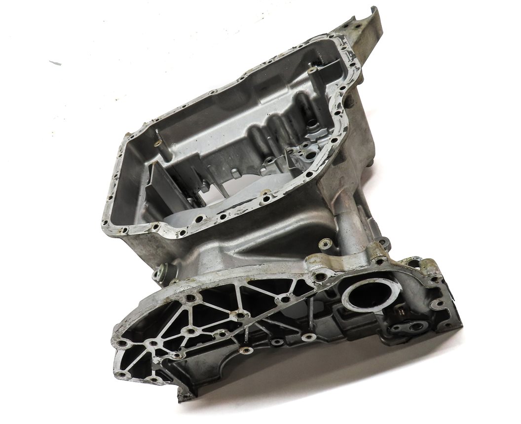 Thumbnail 3: 2012 AUDI Q7 (4L) 3.0L DIESEL (CATA) UPPER ENGINE OIL PAN