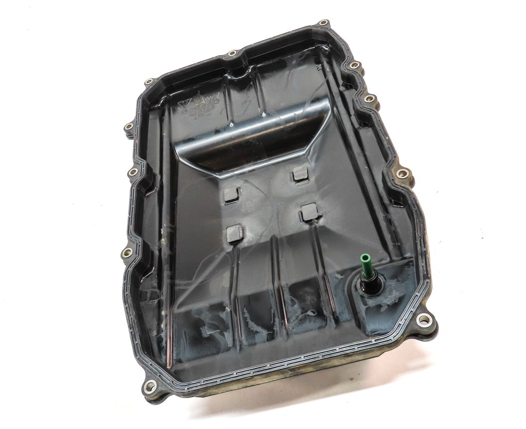 Thumbnail 3: 2011-2017 VW TOUAREG AUDI Q7 (4L) 3.0L 3.6L ENGINE AUTO TRANSMISSION OIL PAN