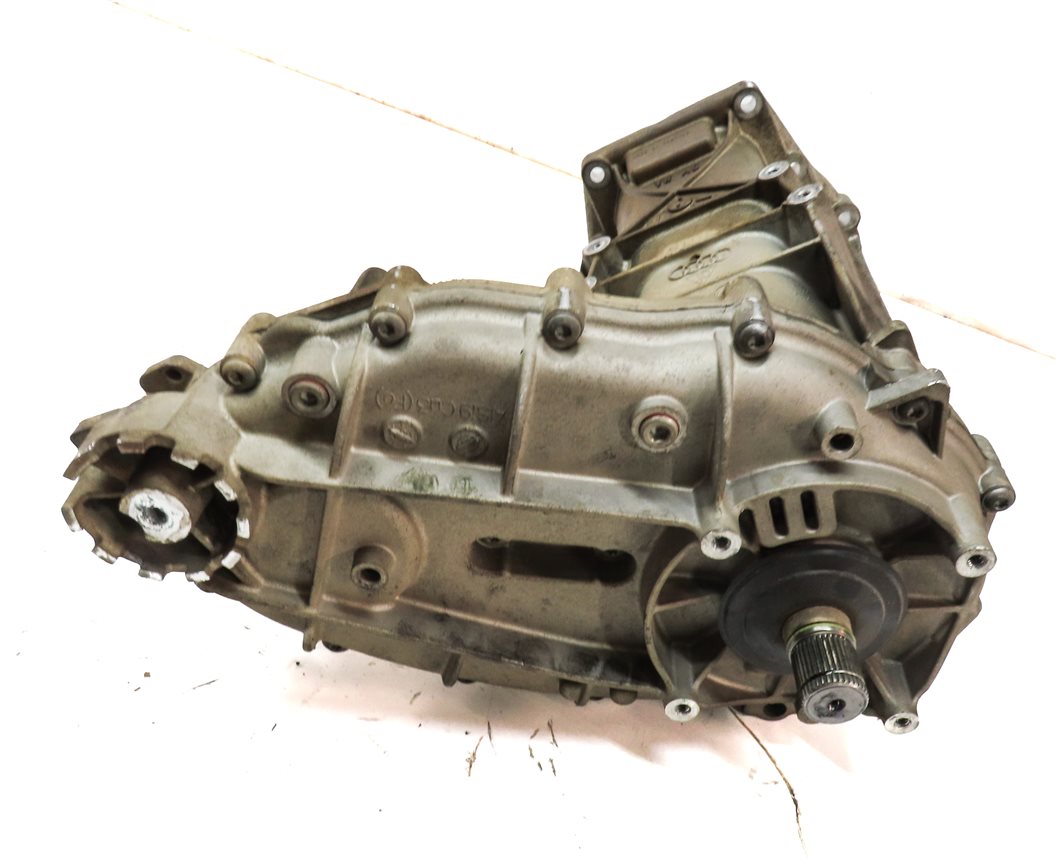 Thumbnail 5: 2011-2015 AUDI Q7 (4L) 3.0L DIESEL ENGINE - FRONT TRANSFER CASE ASSEMBLY (MTP)