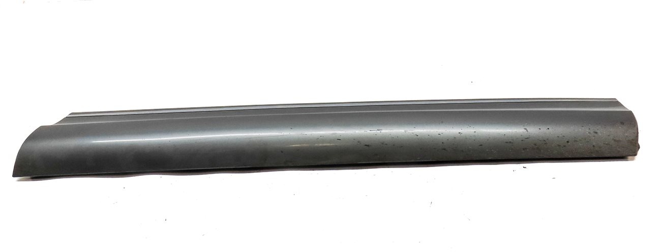 Thumbnail 4: 10-15 AUDI Q7 (4L) FRONT RIGHT PASSENGER LOWER DOOR TRIM MOULDING PANEL (Grey)