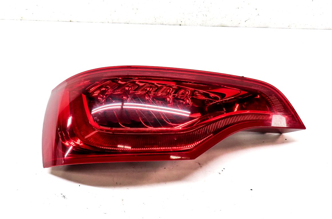 Thumbnail 3: 2010-2015 AUDI Q7 (4L) LEFT DRIVER REAR TAILLIGHT BRAKE LIGHT LAMP (LED)