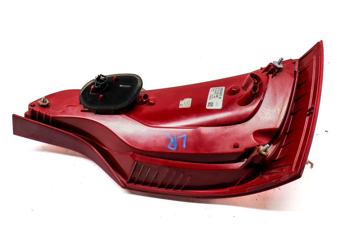 Thumbnail 5: 2010-2015 AUDI Q7 (4L) LEFT DRIVER REAR TAILLIGHT BRAKE LIGHT LAMP (LED)