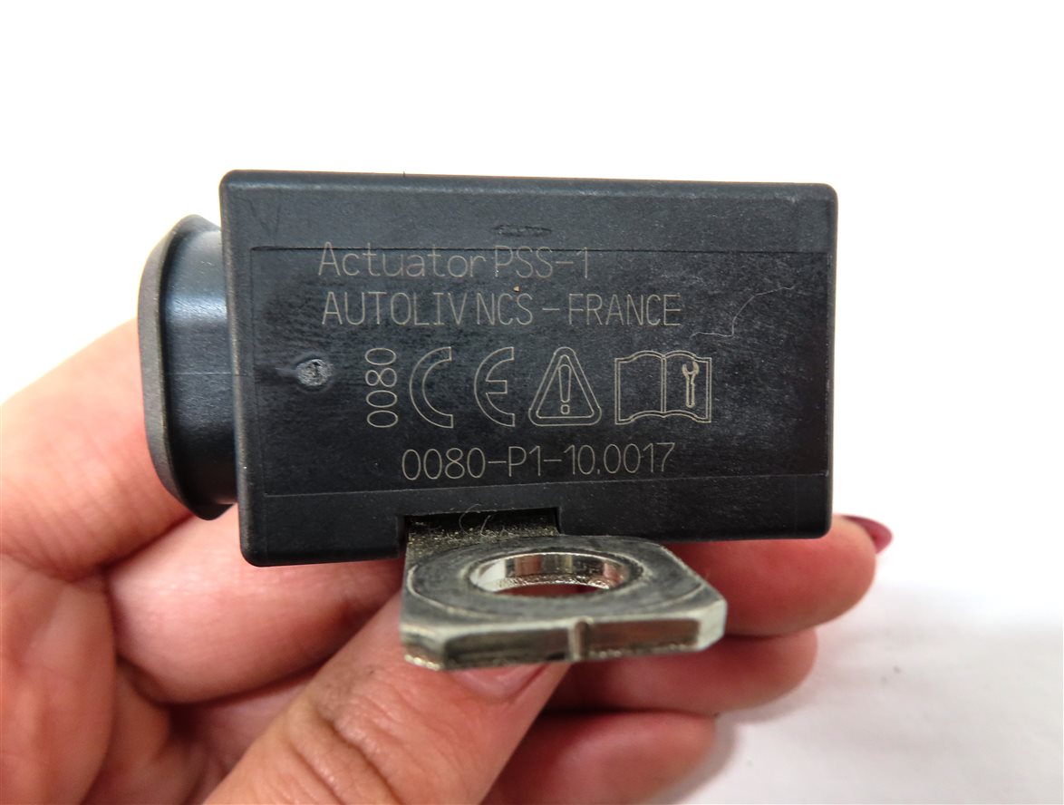 Thumbnail 6: 2015 AUDI Q7 (4L) 3.0L SUPER (CTWA) BATTERY OVERLOAD PROTECTION SWITCH MODULE