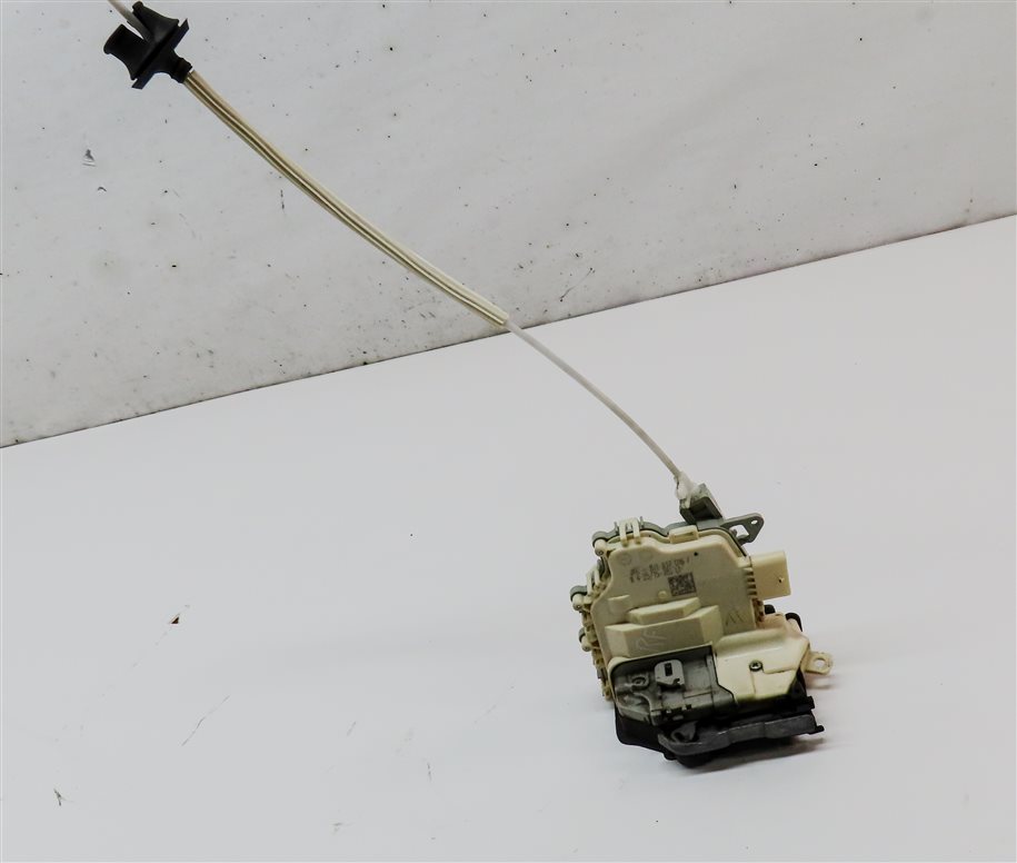Thumbnail 3: 10-23 AUDI / PORSCHE A4 S4 A5 S5 A6 Q3 Q5 Q7 TT 911 RIGHT FRONT DOOR LATCH