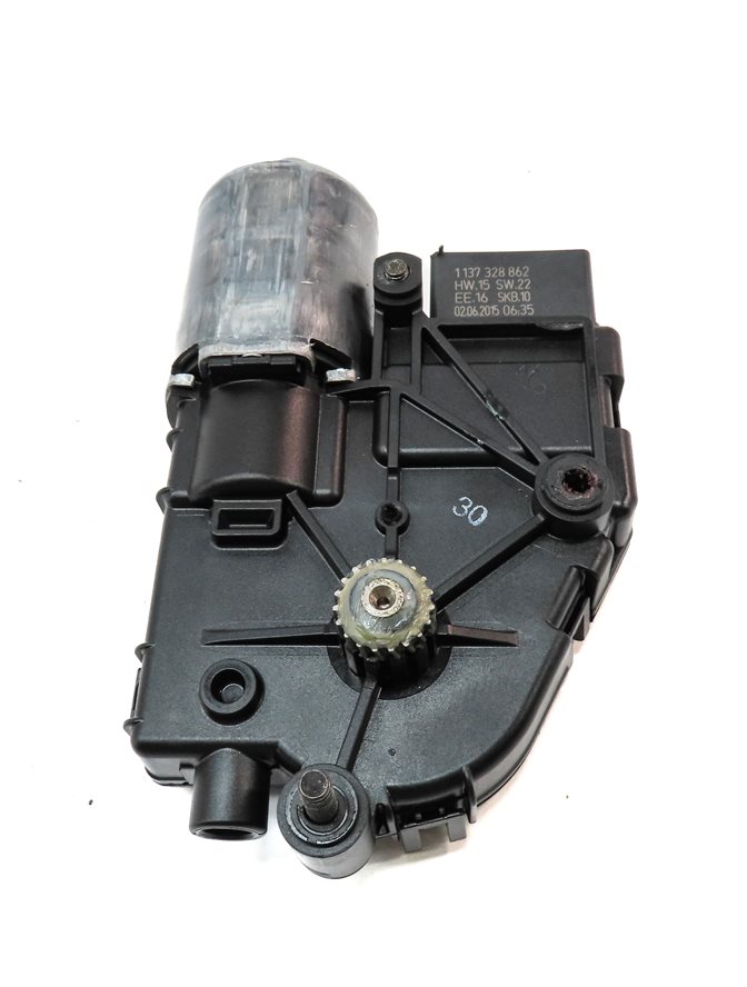 Thumbnail 5: 2007-2014 AUDI Q7 (4L) PANORAMIC SUNROOF MOTOR SUN ROOF MOTOR SUNSHADE MOTOR