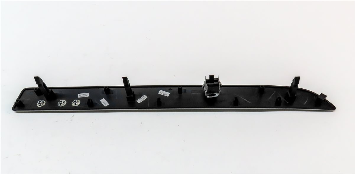Thumbnail 4: 2015 AUDI Q7 PRESTIGE (4L) QUATTRO FRONT RIGHT PASSENGER DASH TRIM (Aluminum)