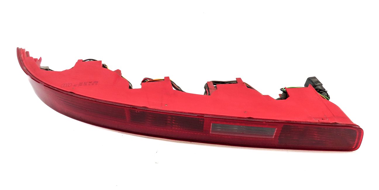 2007-2015 AUDI Q7 (4L) LEFT DRIVER REAR BUMPER LOWER TAILLIGHT LIGHT LAMP