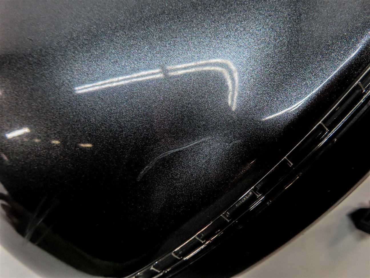 Thumbnail 10: 2013-2015 AUDI Q7 (4L) RIGHT PASSENGER P-FOLD BLIND SPOT DOOR MIRROR (Grey)