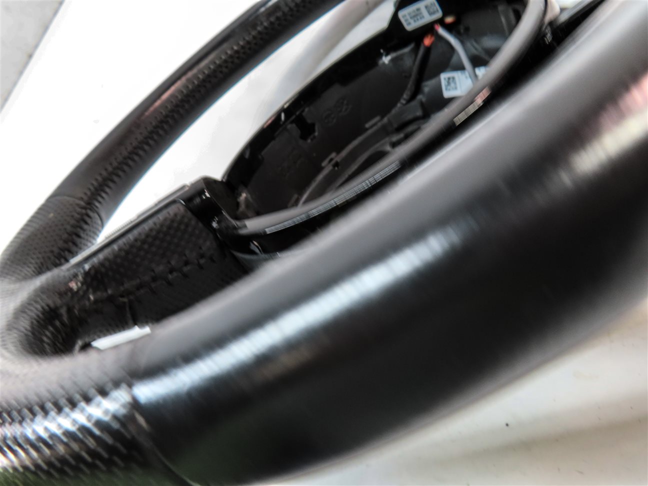 Thumbnail 9: 12-15 AUDI Q7 (4L) 3 SPOKE S-LINE STEERING WHEEL w/ SWITCHES & PADDLES (Black)