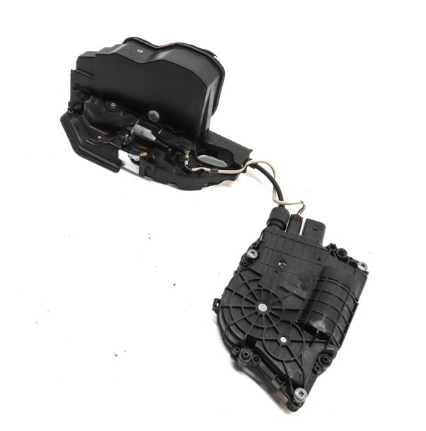 10-16 BMW 528i 535i 550i 750i 760i (F01 F10) FRONT RIGHT SOFT CLOSE DOOR LATCH