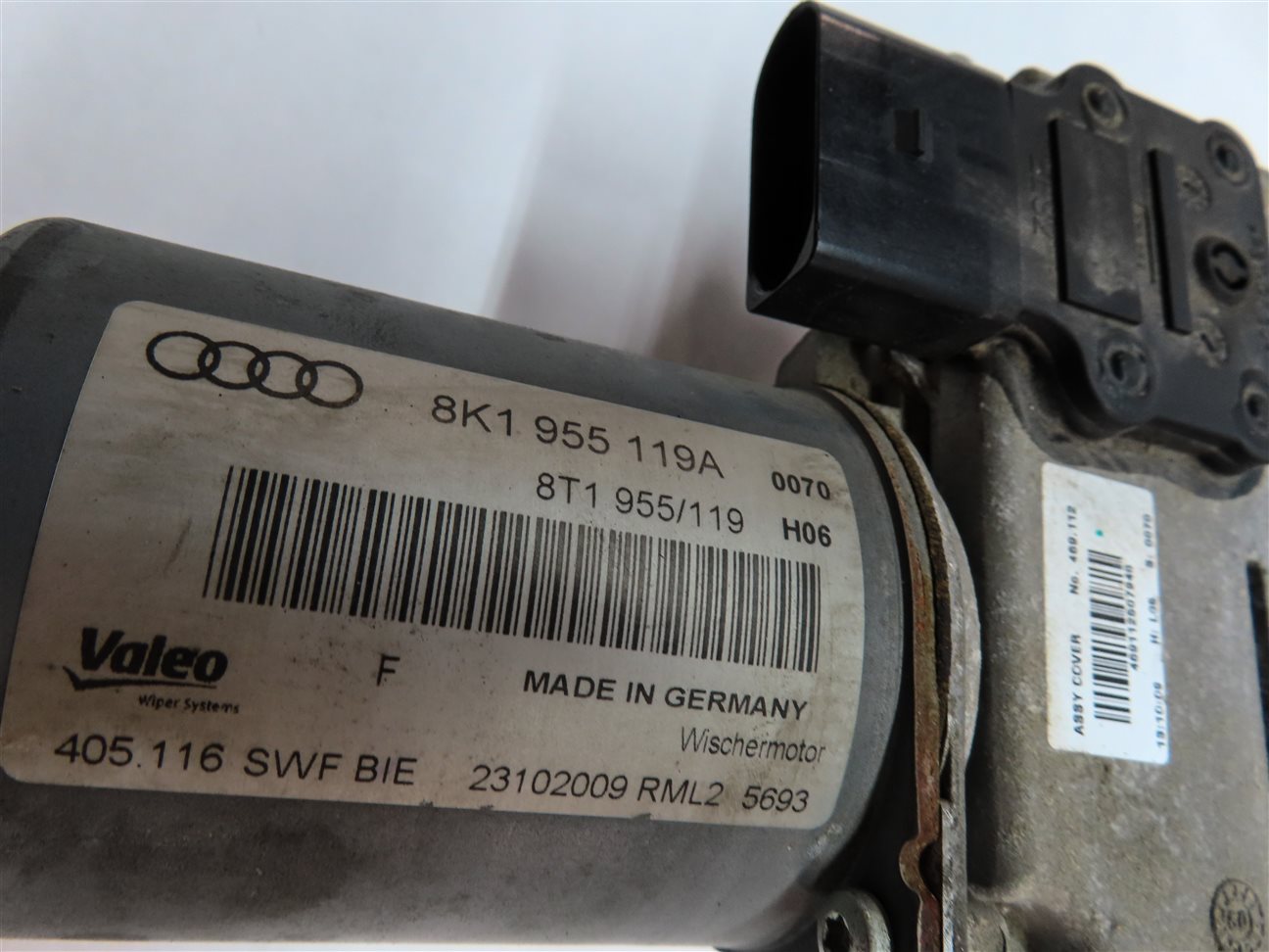 Thumbnail 6: 2009-2016 AUDI A4 S4 ALLROAD (B8 8K) FRONT WINDSHIELD WIPER MOTOR