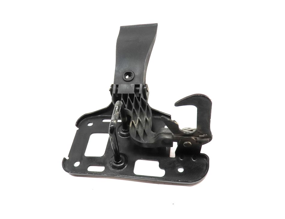 Thumbnail 2: 2010 AUDI S4 (B8 8K) HOOD SAFETY CATCH HOOK w/ RELEASE LEVER ASSEMBLY