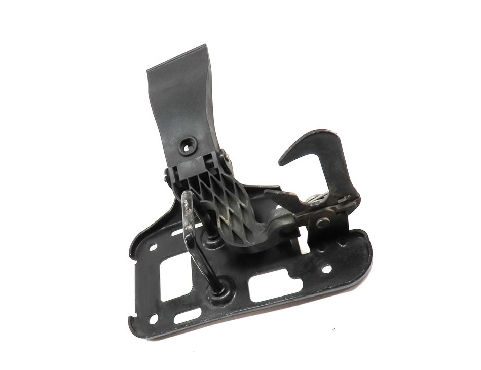 Thumbnail 3: 2010 AUDI S4 (B8 8K) HOOD SAFETY CATCH HOOK w/ RELEASE LEVER ASSEMBLY