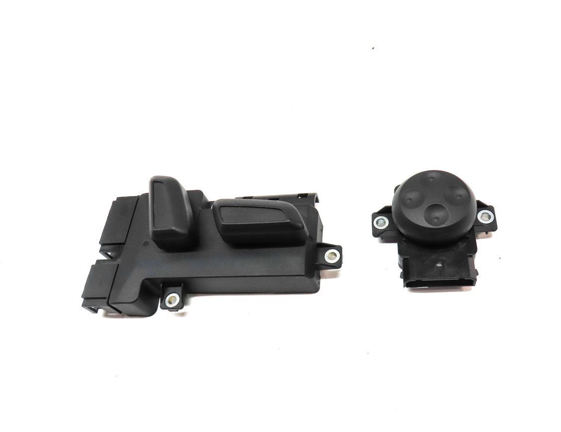 Thumbnail 2: 2010 AUDI S4 (B8 8K) FRONT RIGHT PASSENGER SEAT ADJUST SWITCH w/ LUMBAR (BLACK)