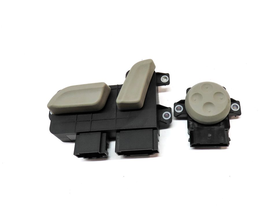 Thumbnail 2: 2012 AUDI A3 HATCHBACK (8P) FRONT LEFT DRIVER SEAT ADJUST ADJUSTMENT SWITCH GRAY