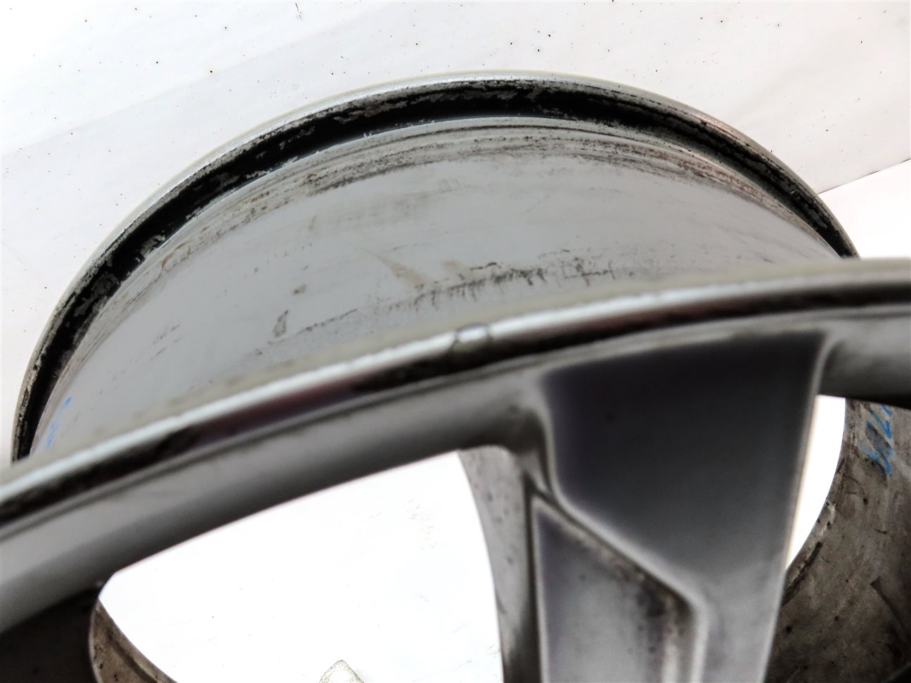 Thumbnail 8: 2009-2013 AUDI A3 (8P) 17x7.5 STRAIGHT 10-SPOKE ALUMINUM ALLOY WHEEL RIM