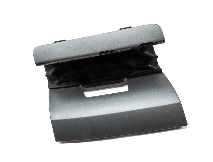 Thumbnail 3: 2012 AUDI A3 HATCHBACK (8P) REAR TOWING EYE TOW HOOK COVER TRIM (Blue)