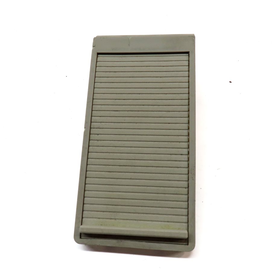 Thumbnail 2: 2012 AUDI A3 HATCHBACK (8P) FRONT CENTER CONSOLE DRINK CUP HOLDER (BEIGE)