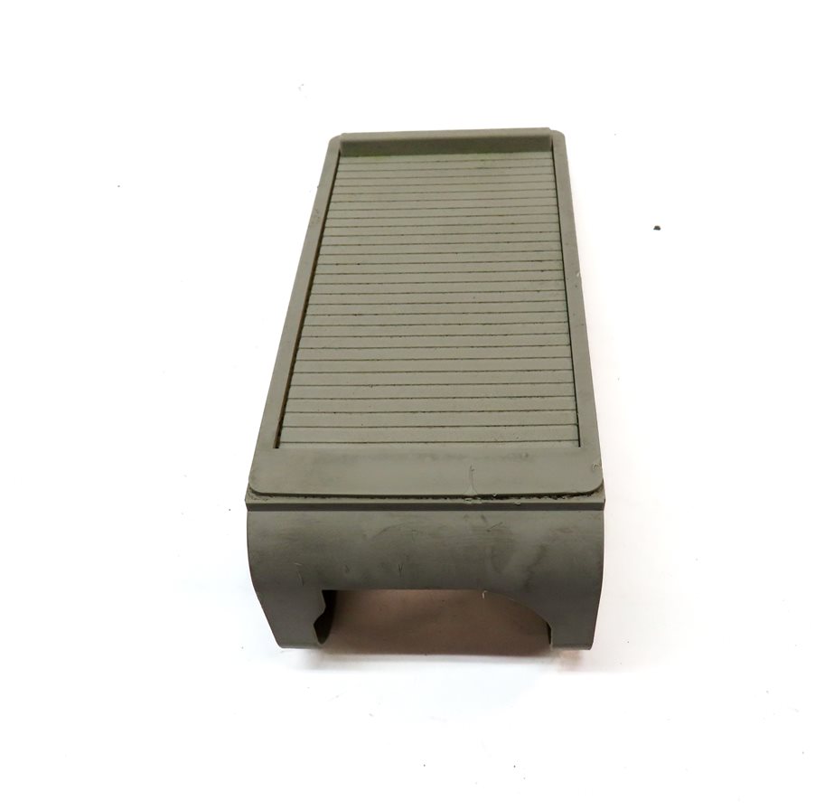Thumbnail 4: 2012 AUDI A3 HATCHBACK (8P) FRONT CENTER CONSOLE DRINK CUP HOLDER (BEIGE)