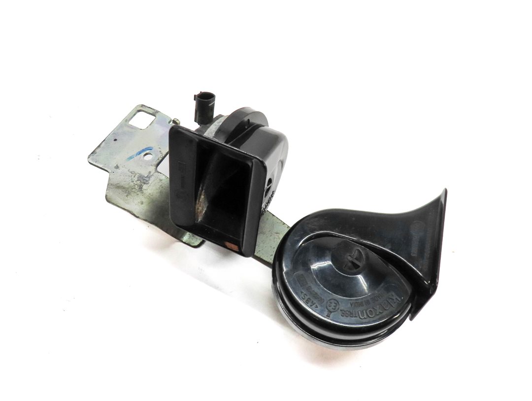 04-10 BMW 525i 528i 530i 535i 545i 550i 650Ci 645i (E60 E63) HIGH & LOW HORN SET