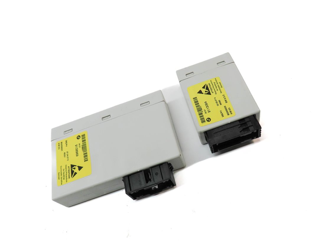 Thumbnail 3: 2008-2010 BMW 528i 535i 550i (E60) i-DRIVE POWER CONTROL MODULE SET / 2