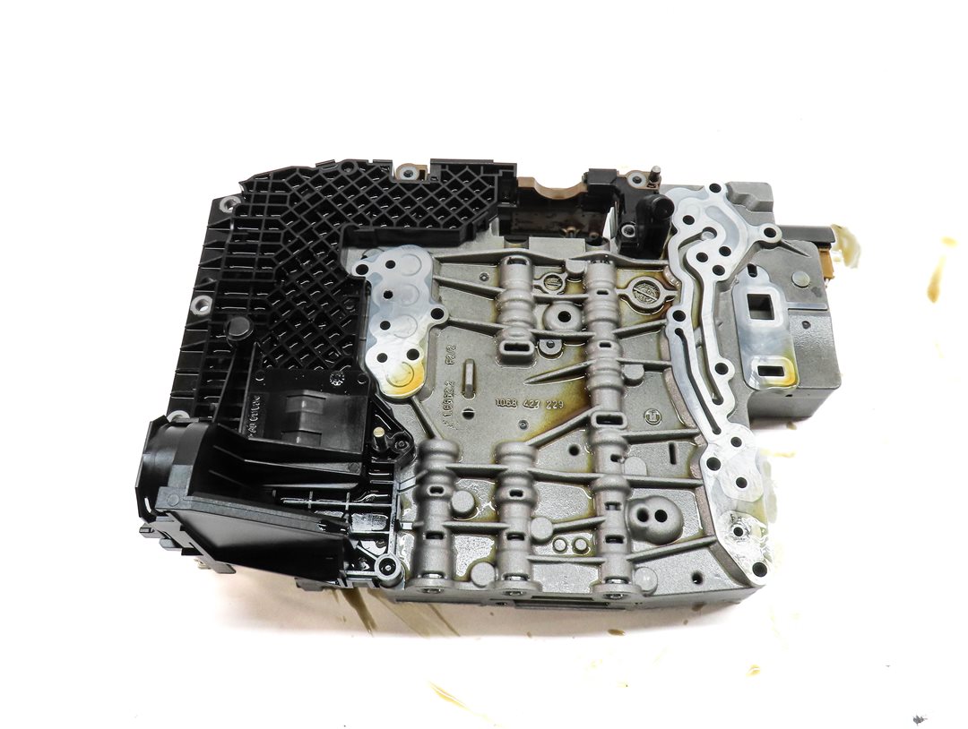 Thumbnail 4: 2008-2010 BMW 535Xi (E60) Xi AWD 6HP-19 AUTOMATIC TRANSMISSION VALVE BODY