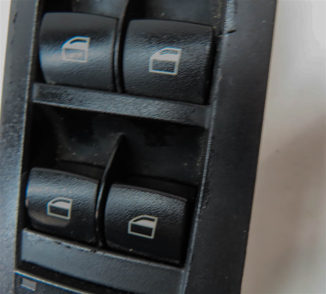 Thumbnail 9: 2006-2010 BMW 5 M5 (E60) LEFT DRIVER MASTER PFOLD WINDOW SWITCH w/ TRIM (BLACK)