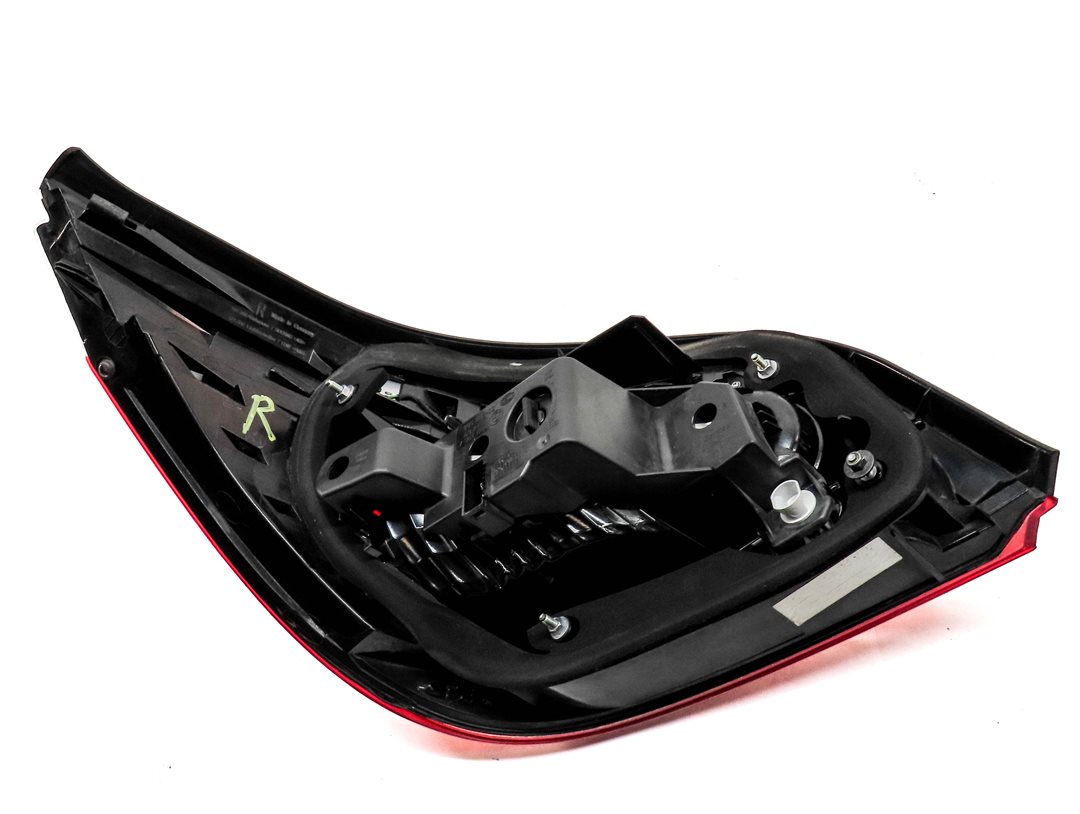 Thumbnail 4: 2008-2010 BMW 528i 535i 550i M5 (E60) RIGHT PASSENGER TAILLIGHT BRAKE LIGHT LAMP