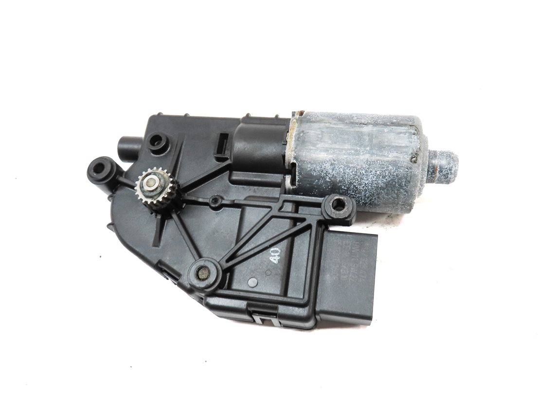 Thumbnail 5: 2007-2014 AUDI Q7 (4L) PANORAMIC SUNROOF MOTOR SUN ROOF MOTOR SUNSHADE MOTOR