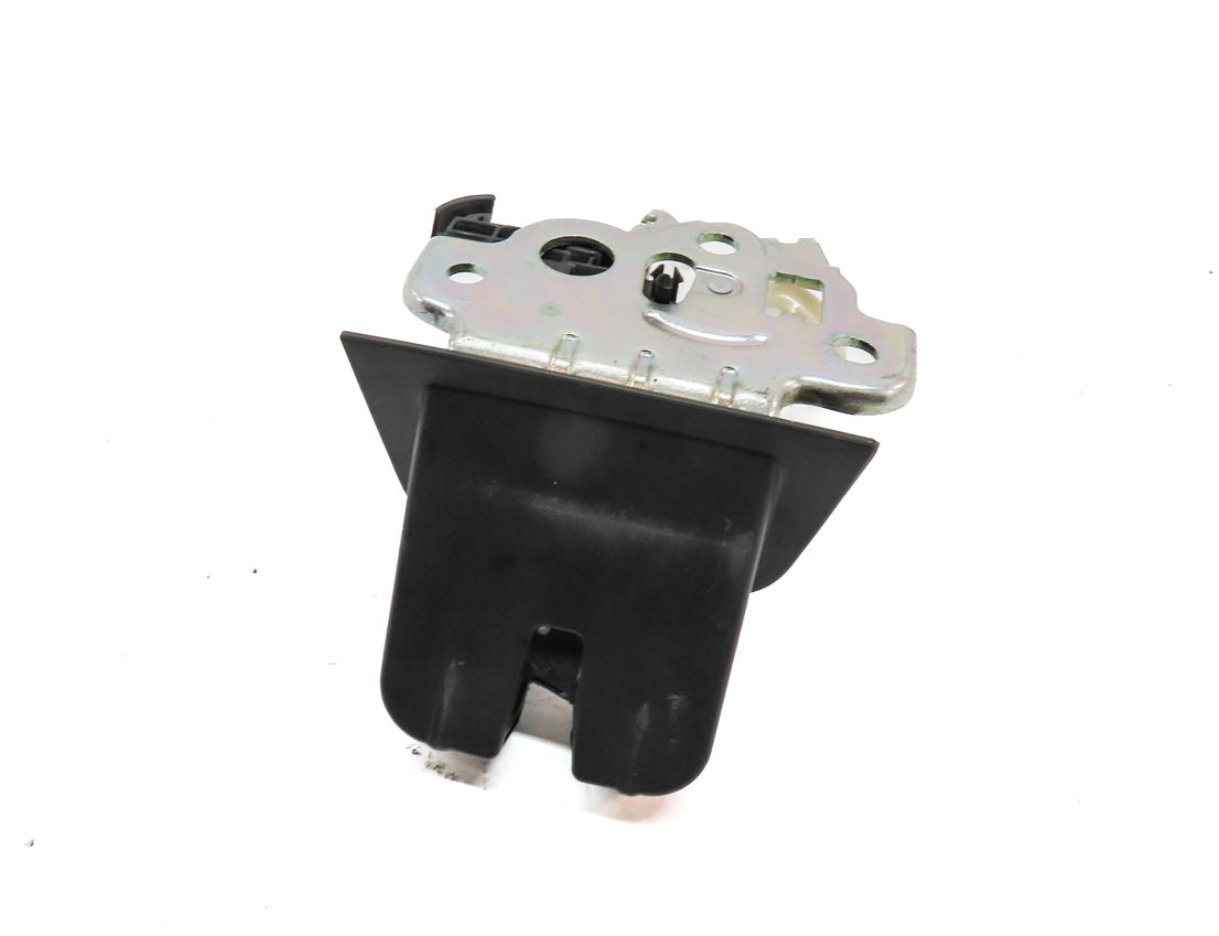 Thumbnail 1: 2011 AUDI Q7 (4L) REAR HATCH TRUNK LOCK LATCH ACTUATOR