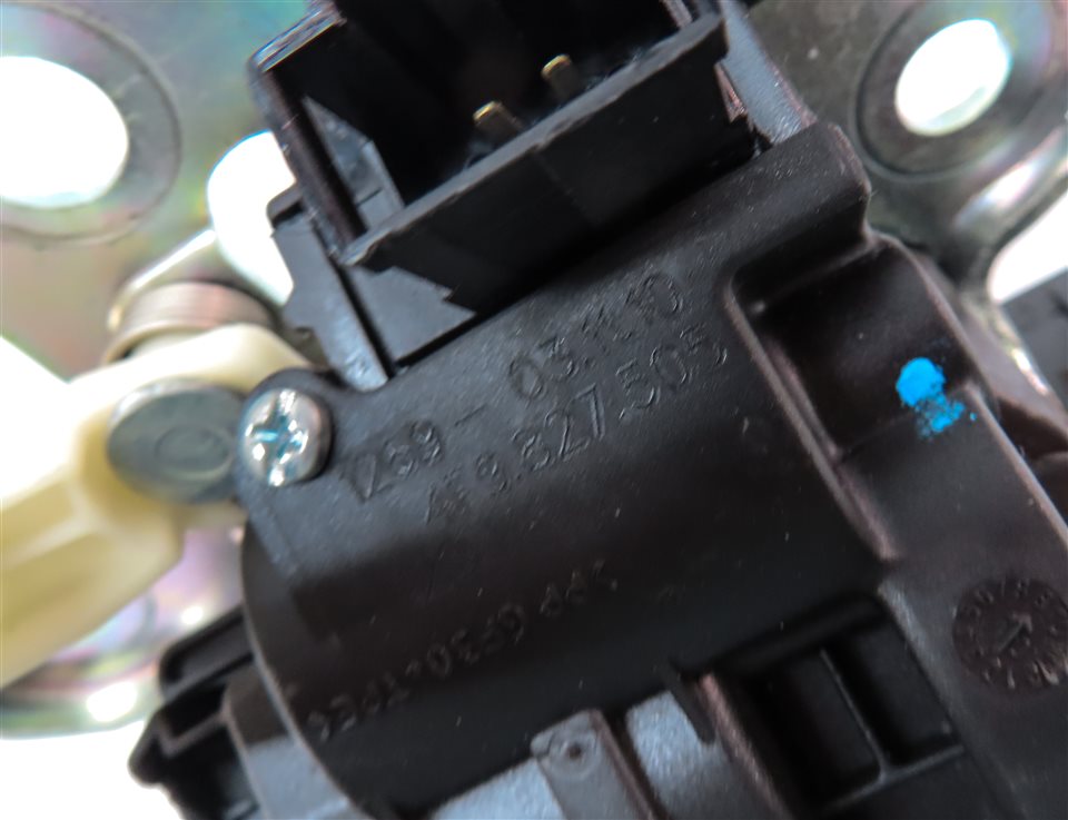 Thumbnail 6: 2011 AUDI Q7 (4L) REAR HATCH TRUNK LOCK LATCH ACTUATOR