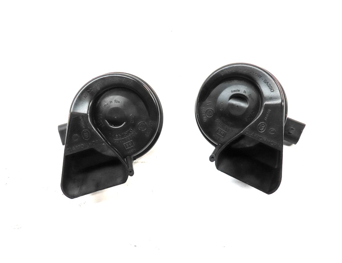 Thumbnail 2: 2007-2015 AUDI Q7 R8 (4L 4S) HIGH & LOW TONE NOTE SIGNAL SAFETY HORN SET-2