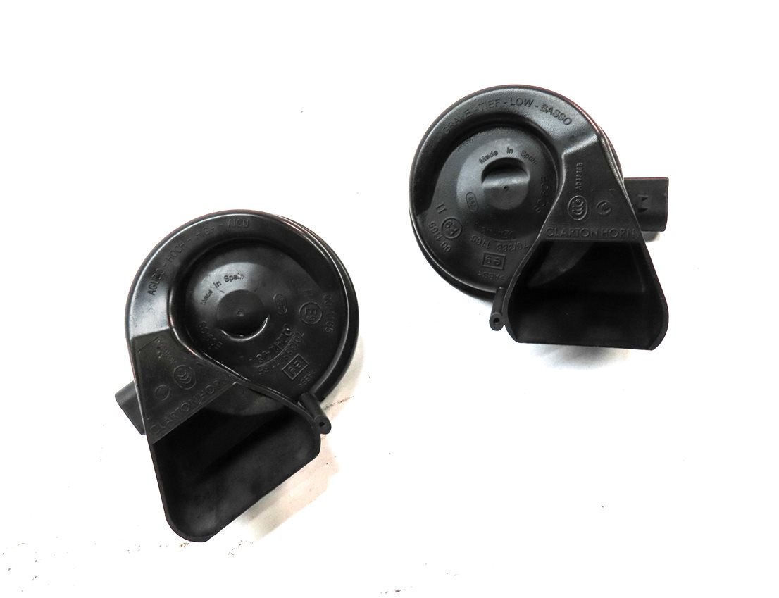 Thumbnail 3: 2007-2015 AUDI Q7 R8 (4L 4S) HIGH & LOW TONE NOTE SIGNAL SAFETY HORN SET-2