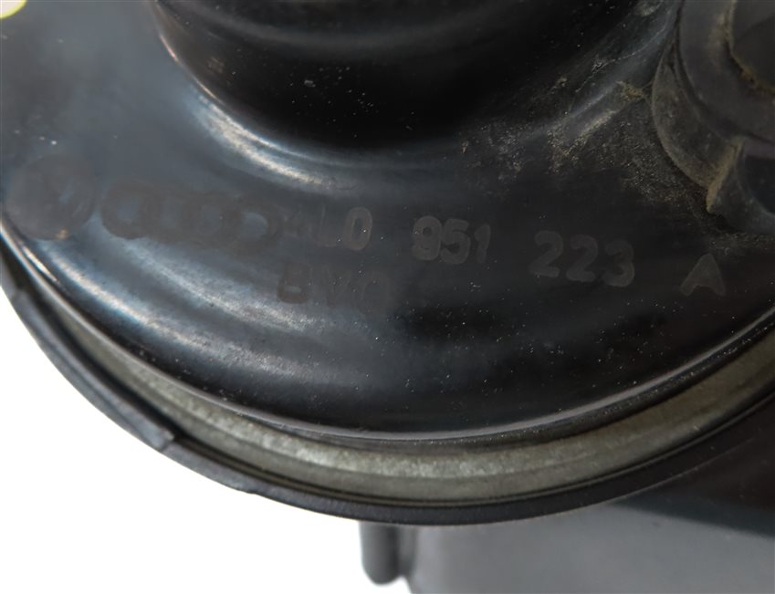 Thumbnail 5: 2007-2015 AUDI Q7 R8 (4L 4S) HIGH & LOW TONE NOTE SIGNAL SAFETY HORN SET-2