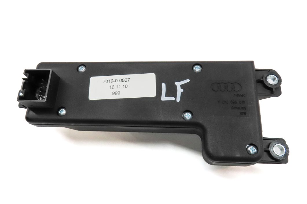 Thumbnail 7: 2011 AUDI Q7 (4L) FRONT LEFT DRIVER SEAT ADJUST ADJUSTMENT SWITCH w/ LUMBAR