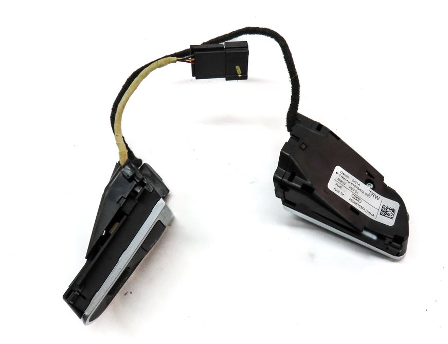 Thumbnail 5: 2011 AUDI Q7 (4L) LEFT & RIGHT STEERING WHEEL SWITCH BUTTON SET 2 & WIRE HARNESS