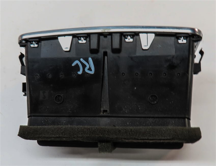 Thumbnail 5: 2011 AUDI Q7 (4L) REAR CENTER CONSOLE HVAC A/C HEATER AIR VENT (BLACK & SILVER)