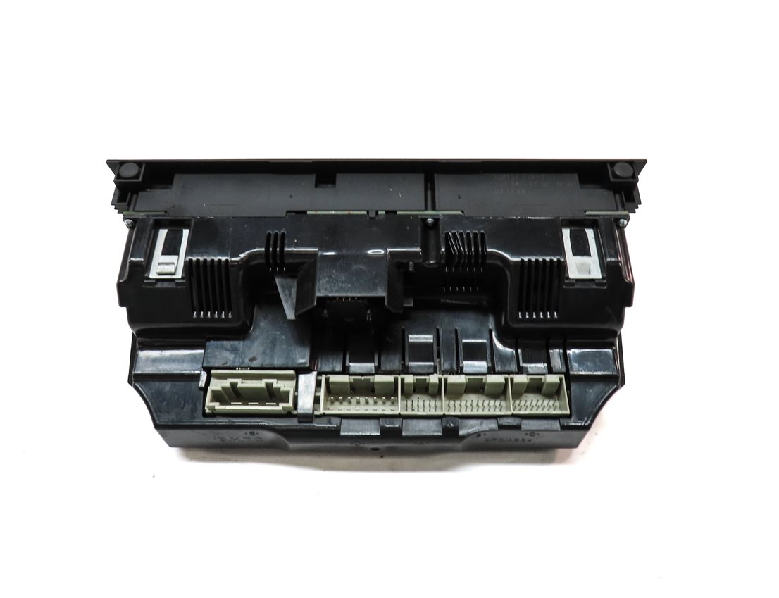 Thumbnail 4: 2011 AUDI Q7 4L FRONT DASH HVAC A/C HEATER CLIMATE CONTROL PANEL w/ HEATED SEATS