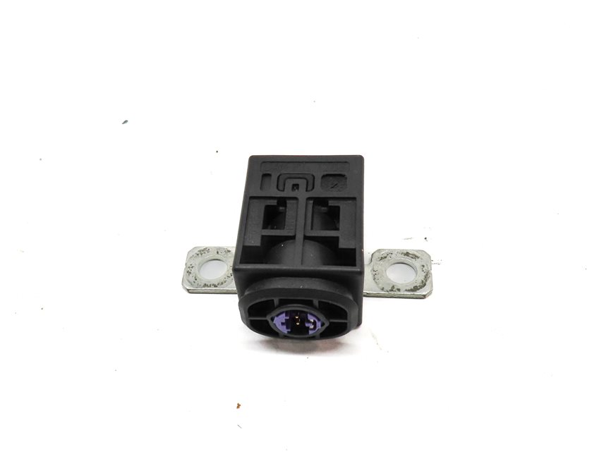 Thumbnail 2: 2011 AUDI Q7 (4L) SAFETY BATTERY OVERLOAD PROTECTION SWITCH FUSE