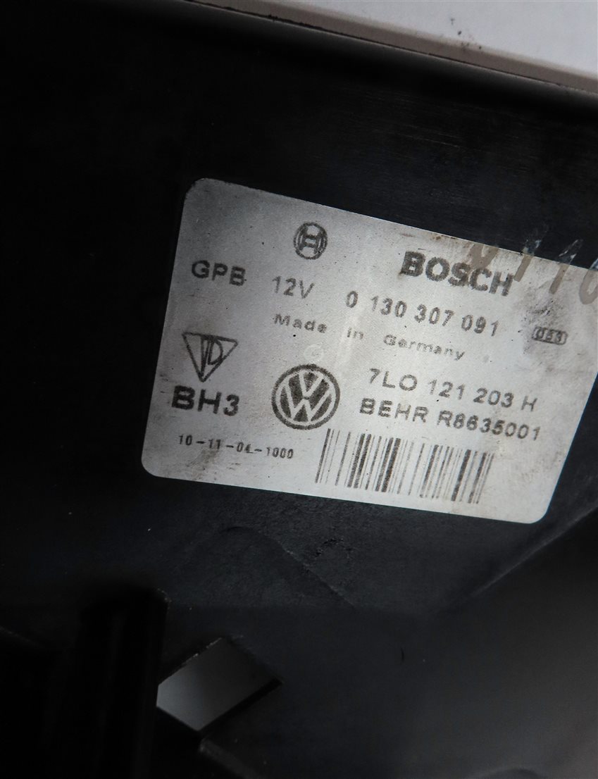 Thumbnail 9: 11-15 AUDI Q7 (4L) 3.0L ENGINE RADIATOR COOLING FAN (FOR MODELS w/ HITCH OPTION)