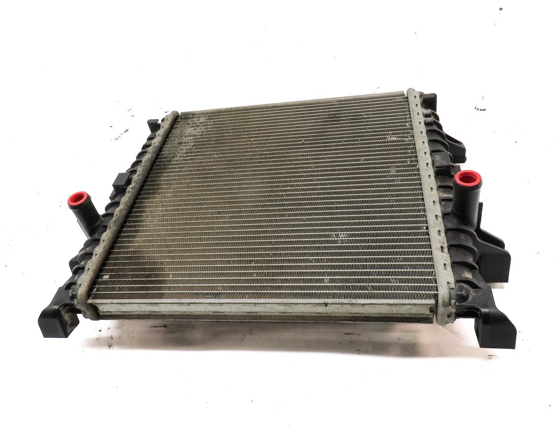 Thumbnail 2: 2011-2015 AUDI Q7 (4L) 3.0L SUPERCHARGED ENGINE LEFT OR RIGHT AUXILIARY RADIATOR