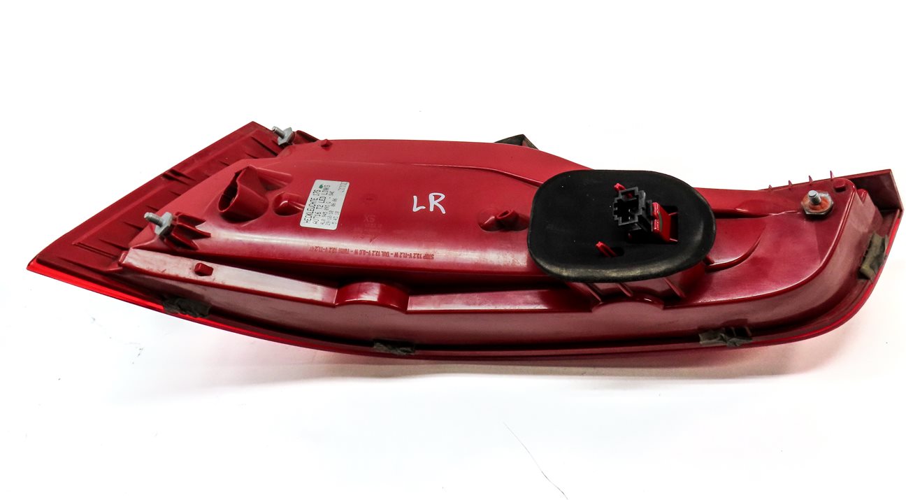 Thumbnail 5: 2010-2015 AUDI Q7 (4L) LEFT DRIVER REAR TAILLIGHT BRAKE LIGHT LAMP (LED)