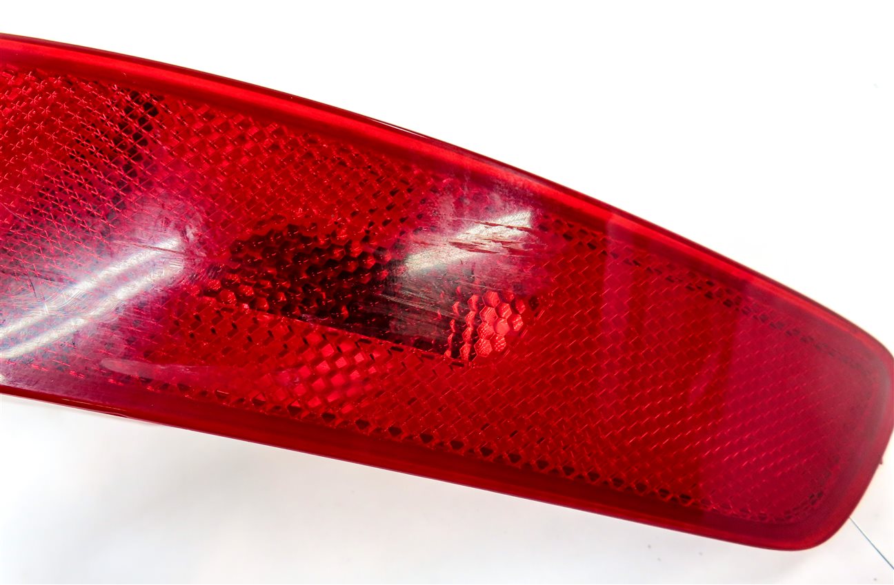 Thumbnail 5: 2007-2015 AUDI Q7 (4L) RIGHT PASSENGER REAR BUMPER LOWER TAILLIGHT LIGHT LAMP