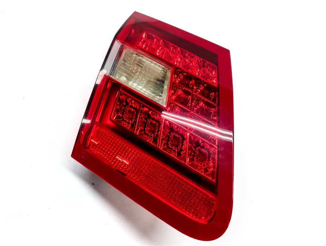 Thumbnail 4: 10-13 MERCEDES E-CLASS (W212) SEDAN LEFT REAR INNER TRUNK TAILLIGHT LIGHT LAMP