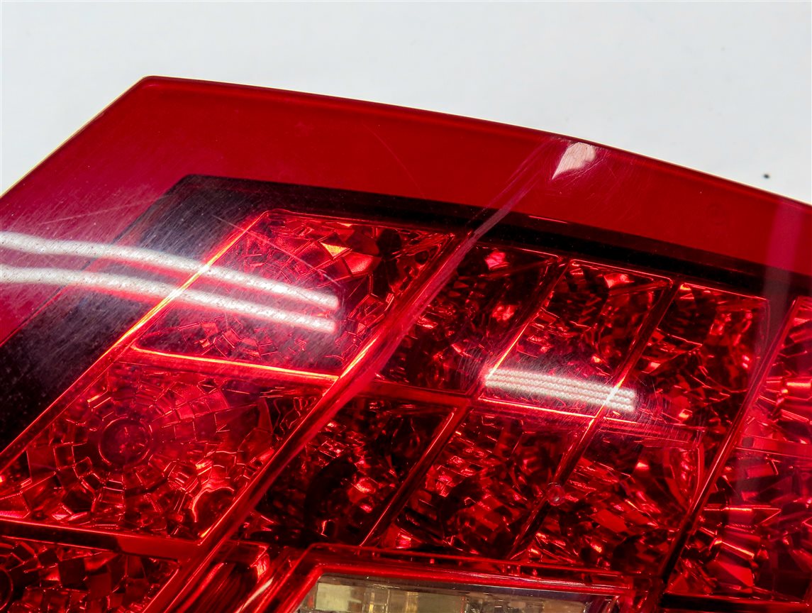 Thumbnail 8: 10-13 MERCEDES E-CLASS (W212) SEDAN LEFT REAR INNER TRUNK TAILLIGHT LIGHT LAMP